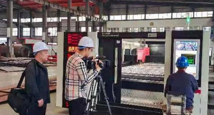海倫市融媒體中心關(guān)注利民萬佳鍋爐，助力企業(yè)快速發(fā)展